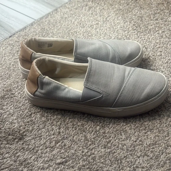 Toms Gray Loafers Casual Slip-Ons - Picture 3 of 6